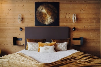 Superior Lodge