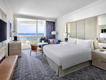 Signature Room, 1 King Bed, Terrace, Sea View (35sm-Pet friendly)
