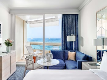 Signature sea view, One kingsize bed