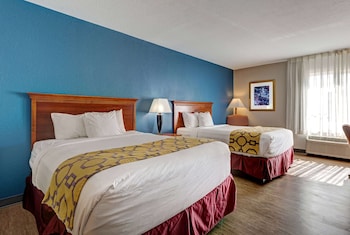Room, 2 Queen Beds, Non Smoking