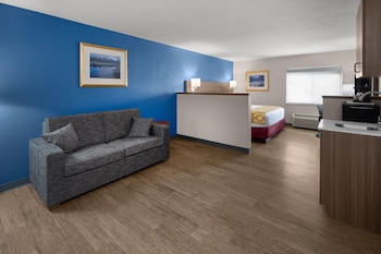 Deluxe Room, 1 King Bed, Non Smoking