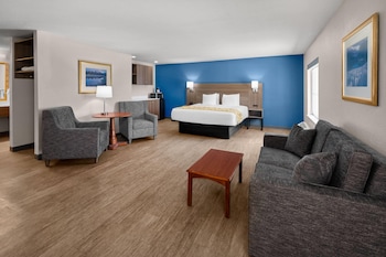 Studio Suite, 1 King Bed, Non Smoking