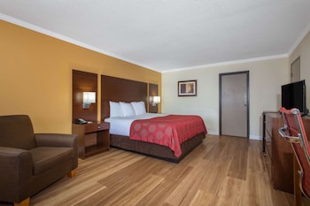 Suite, 2 Bedrooms, Non Smoking (2 King Beds)