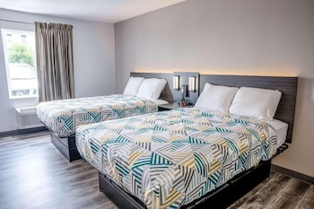 Standard Room, 2 Double Beds, Non Smoking, Kitchen