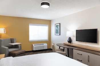 Standard Room, 1 Double Bed, Roll-in Shower (Mobility)