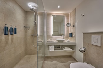 Deluxe Room, 1 King Bed