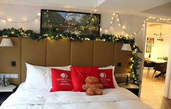Suite (Christmas)