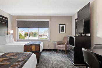 Deluxe Room, Multiple Beds (2 King Beds)