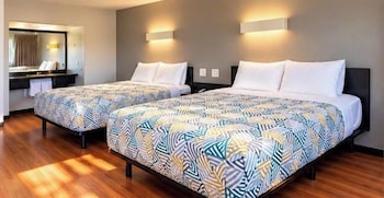 Standard Room, 2 Queen Beds, Non Smoking