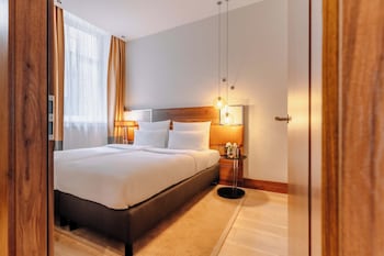 Junior Studio Suite, 1 King Bed