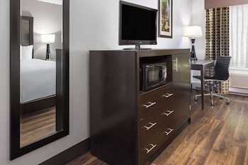 Room, 1 King Bed, Accessible, Non Smoking