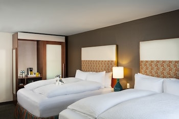 Traditional Room, 2 Queen Beds