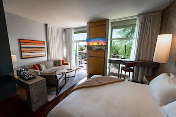 Room, 1 King Bed, Patio (Spa Patio Casita King)