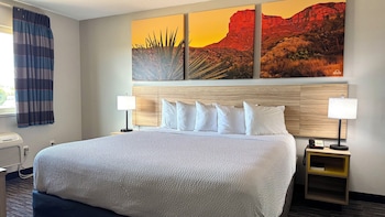 One-Bedroom Suite, 1 King Bed, Non Smoking