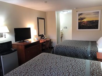 Standard Room, 2 Queen Beds