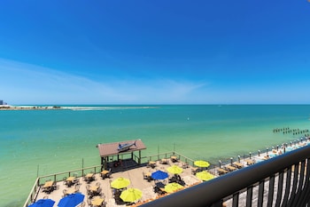 Standard Room, 2 Queen Beds, Balcony (Gulf View)