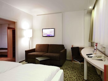Suite, Multiple Beds