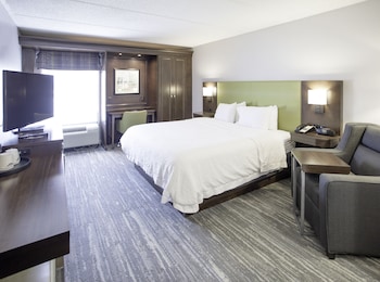 One King Bed, Non-Smoking, Accessible