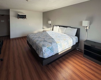 Room, 1 King Bed