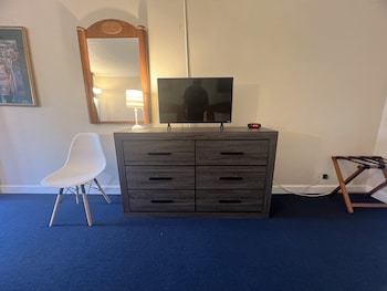 Standard Room, 2 Double Beds