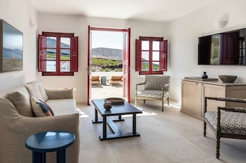 Suite, 2 Bedrooms (Balcony)