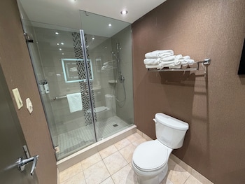Suite, 1 King Bed, Non Smoking