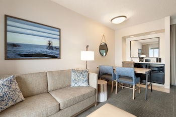 Suite, 1 King Bed, Hearing Accessible, Microwave (Hearing)