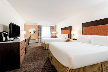 Standard Room, 2 Queen Beds, Accessible (Mobility)
