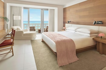 Room, 1 King Bed, Balcony (Oceanfront)