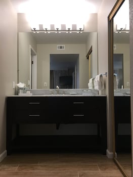 Signature Suite, 2 Bedrooms