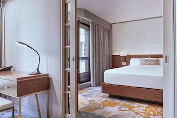 Suite, 1 Bedroom, Balcony, City View