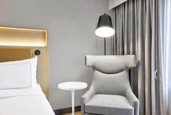 Room, 1 King Bed, Accessible, Bathtub (Mobility)