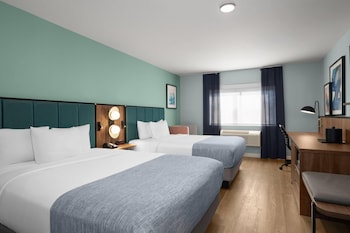 Room, 2 Queen Beds, Non Smoking