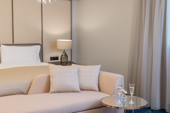 Presidential Suite, 1 Twin Bed