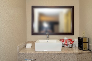 Premium Room, 2 Queen Beds (Upgraded Bedding & Snack, Smoke Free)