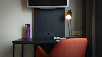 Single Room (Compact)