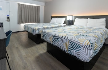 Deluxe Room, 2 Double Beds, Smoking, Refrigerator & Microwave