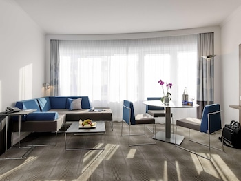 Suite, 1 Double Bed with Sofa bed