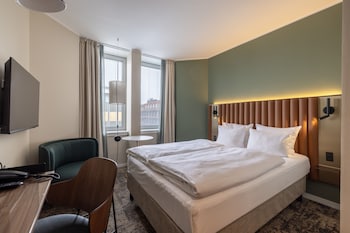 Standard double room