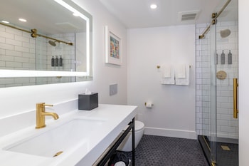 Premier Double Room, 2 Queen Beds