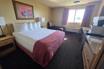 Standard Room, 1 Queen Bed, Non Smoking
