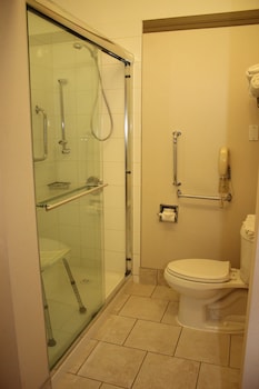 Room, 2 Queen Beds, Accessible, Non Smoking (Mobility Accessible)