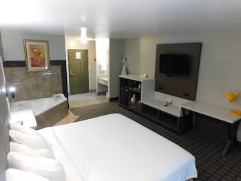 Studio Suite, 1 King Bed, Non Smoking