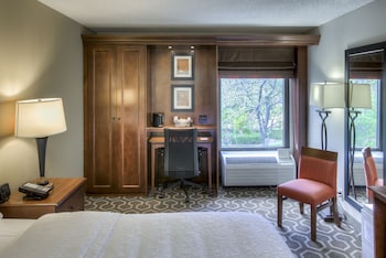 One King Bed, Non-Smoking