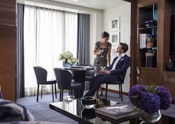 Suite (Ambassador)