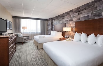 Suite, Multiple Beds, Balcony