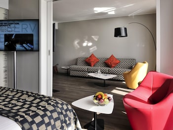 Junior Suite, 1 King Bed, Sea View
