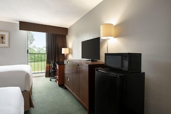 Standard Room, 2 Queen Beds, Non Smoking