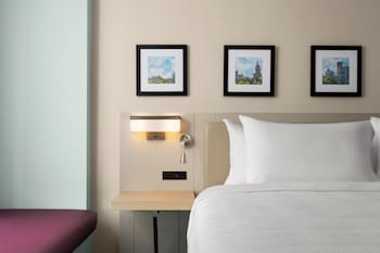 Queen Bed