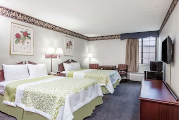 Room, 2 Queen Beds, Non Smoking